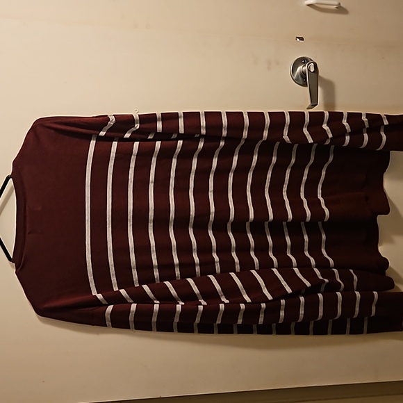 Old navy sweatshirt - Picture 3 of 3